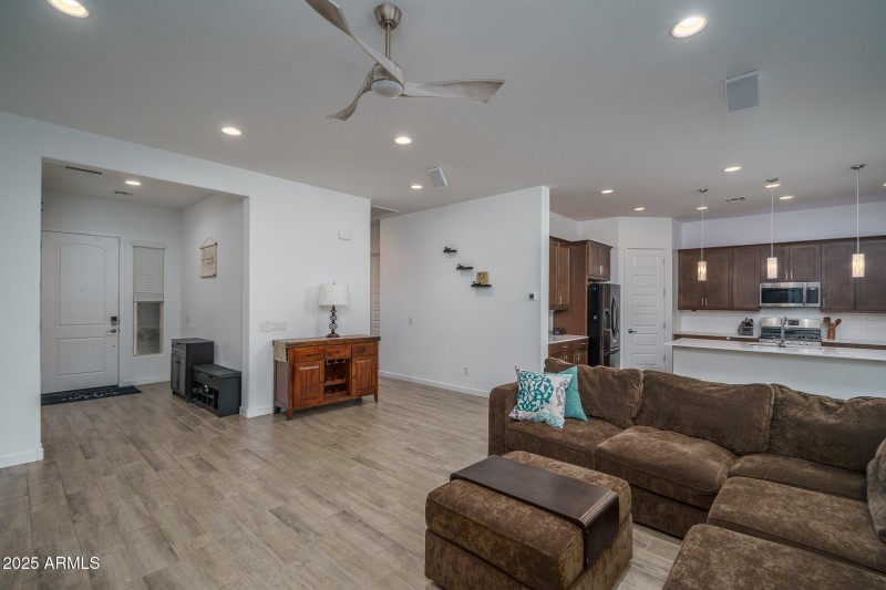 9) GREAT ROOM