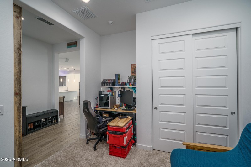14) BEDROOM 3