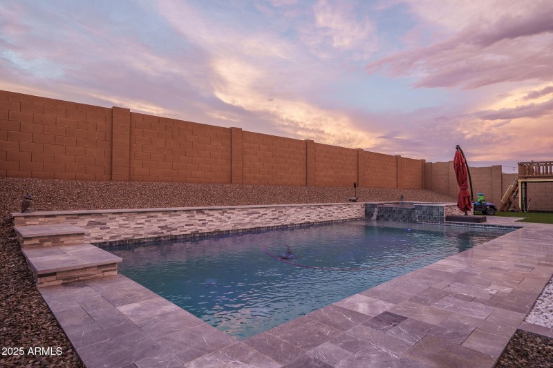 30) POOL