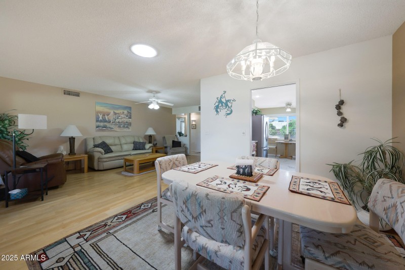 Living Room/Dining