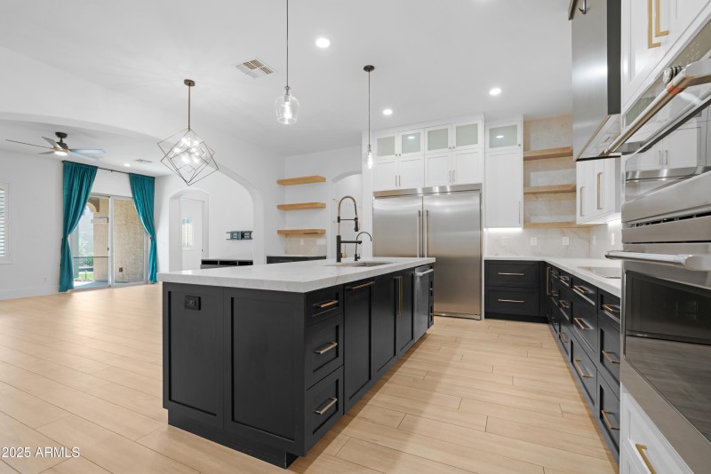 Kitchen 6