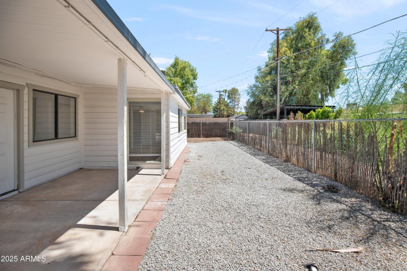 Side yard
