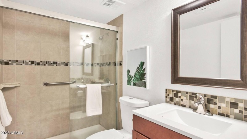 primary-bathroom