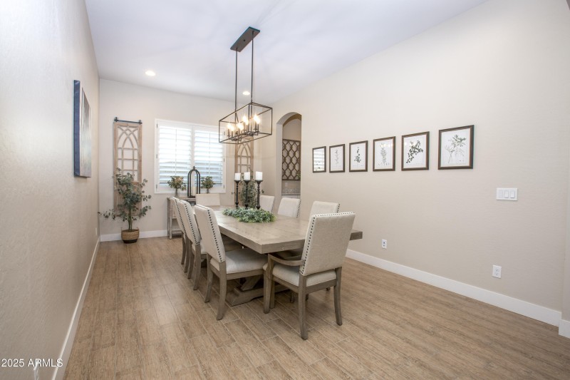 Large Dining Room or Bonus Area