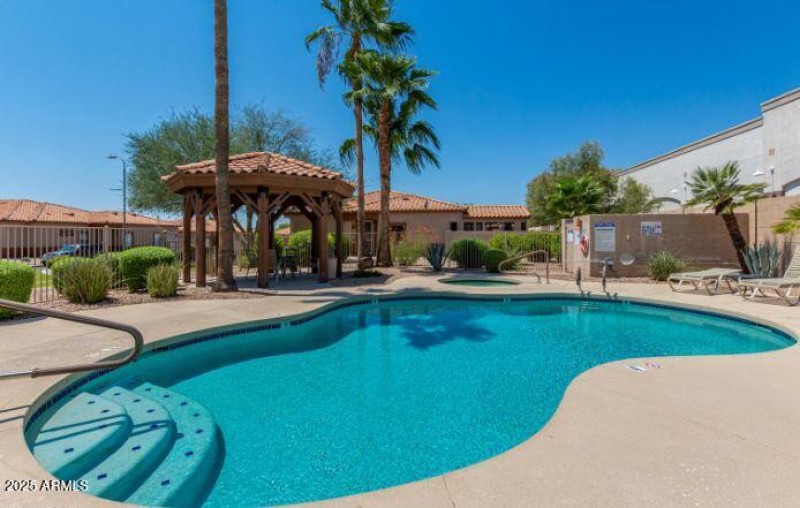 Encanto Community Pool, Spa Heated