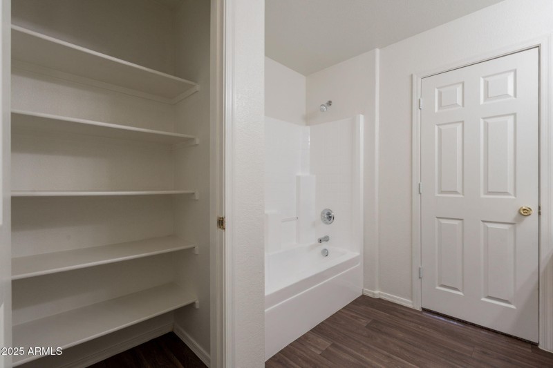 24-web-or-mls-82nd-24