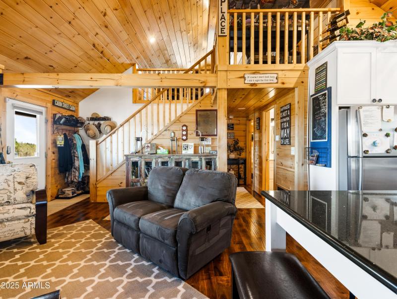 625 W Arrow Wash Tr-8