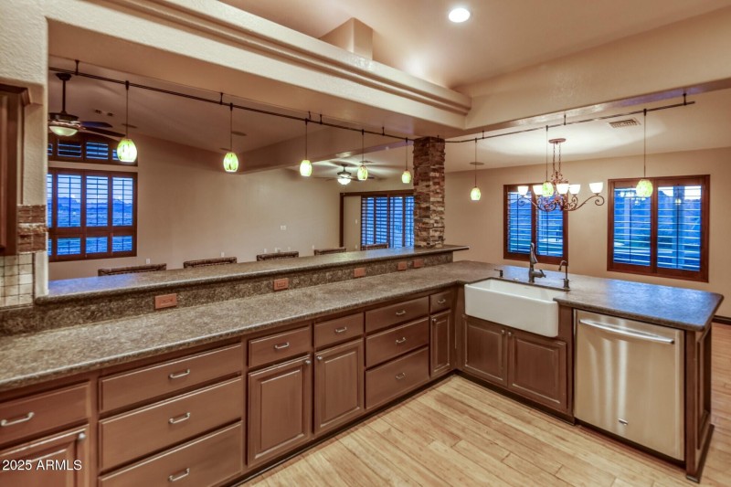 013_Kitchen