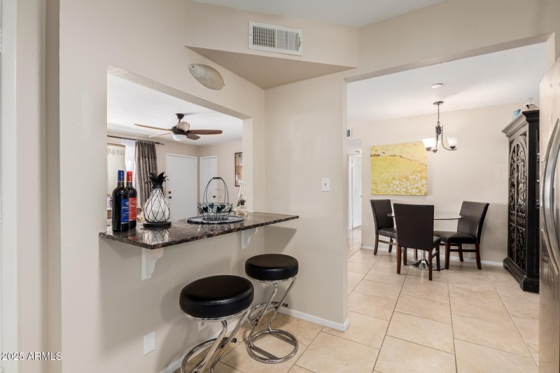 Breakfast bar