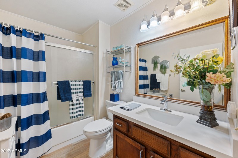 2nd Bathroom