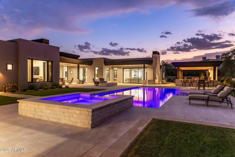 Spa and pool