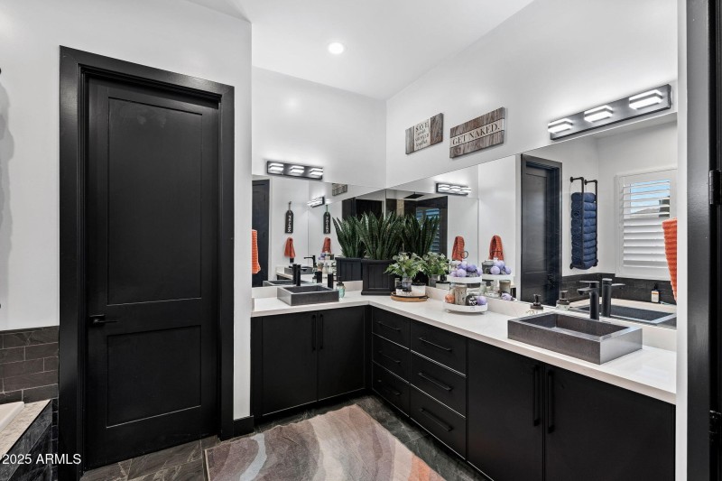 13__18717 E Chestnut Dr