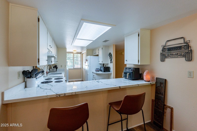 Breakfast Bar