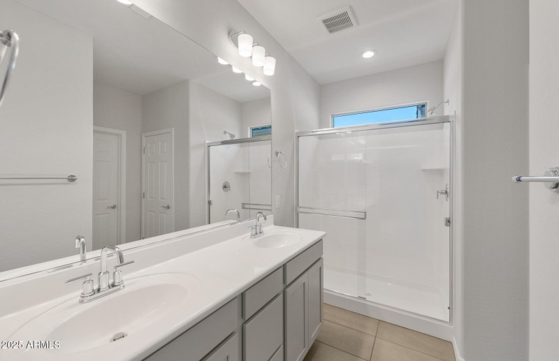 Owner's Bathroom