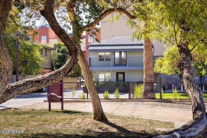 20220317185048385998000000-o