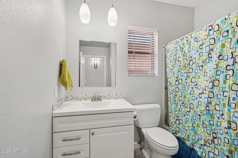 32-web-or-mls-W Weatherby Dr-S2908-032