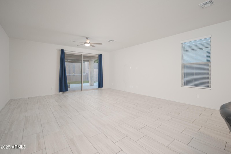 06_Great-Room_03