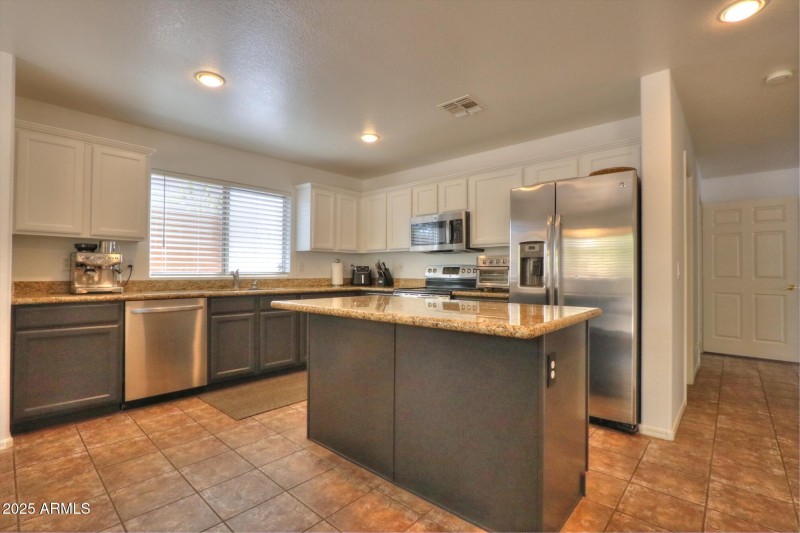 Kitchen 3