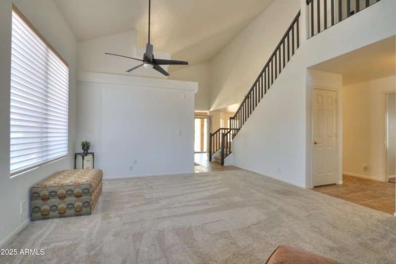 Living room 5