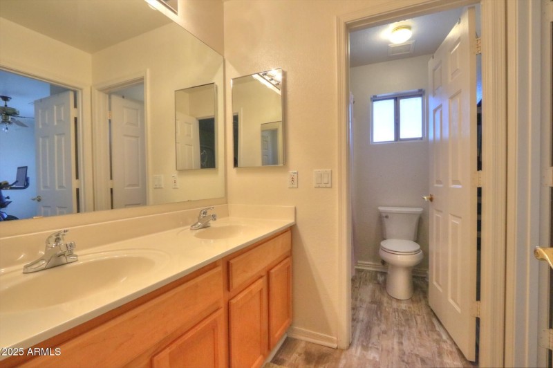 Upstairs bath 3
