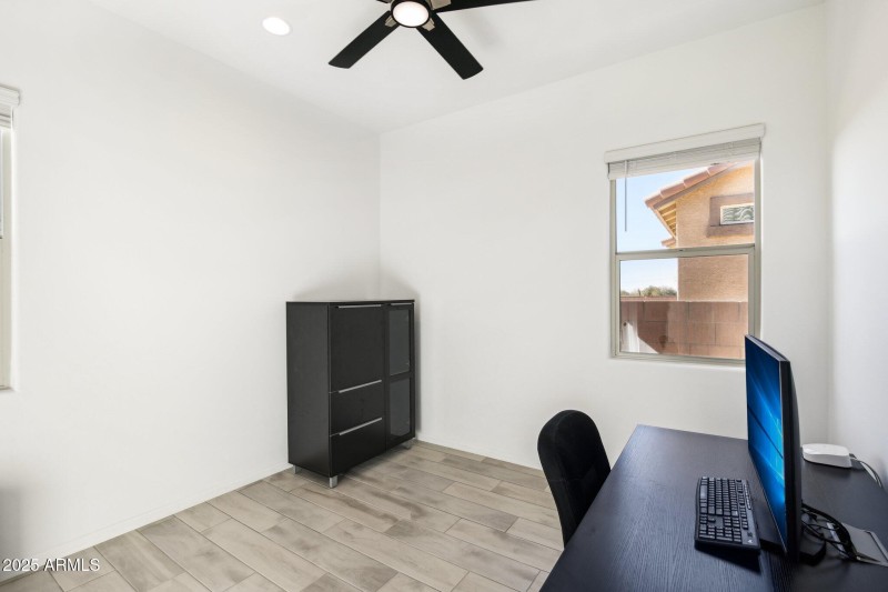 29-web-or-mls-E Prairie Aster Ln-029