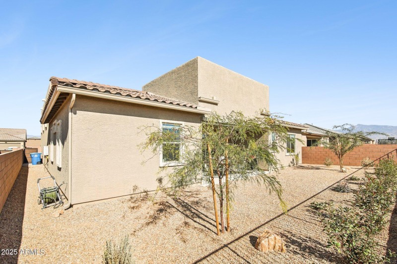 49-web-or-mls-E Prairie Aster Ln-049