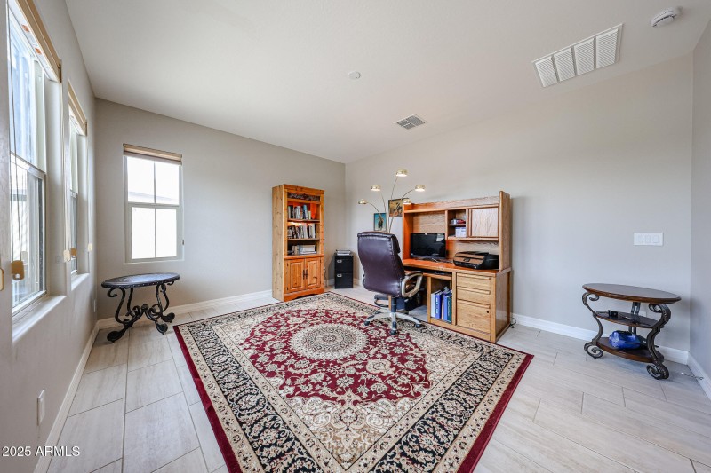 Office/Flex Room