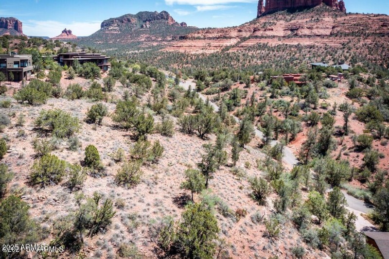 5.3 Acres in Back O' Beyond