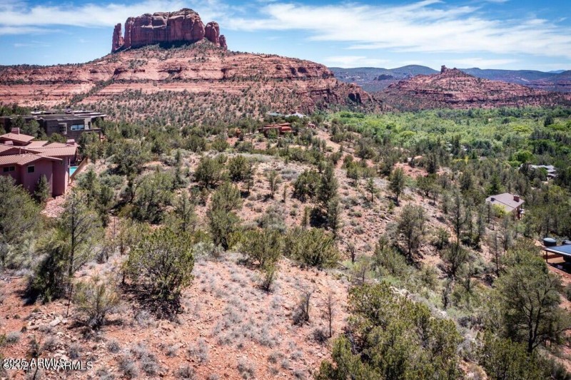 5.3 Acres in Back O' Beyond