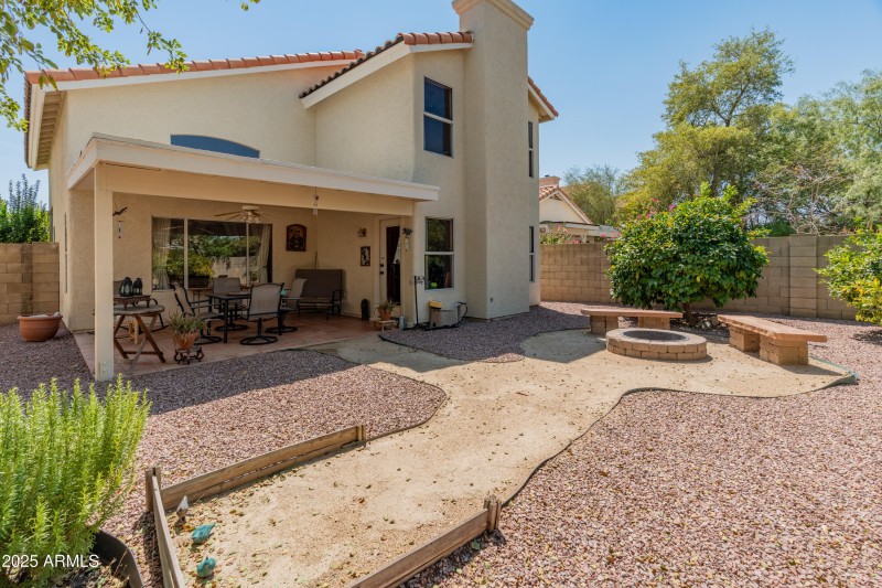 3224 E Sierra St-34