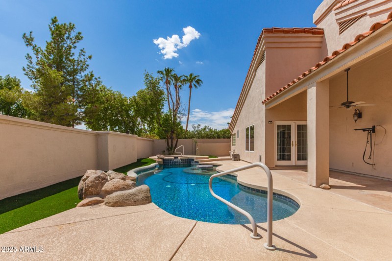 39 Treasure Cove