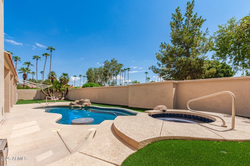 42 Treasure Cove