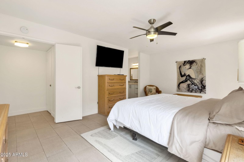 26-web-or-mls-5217-n-24th-st-108