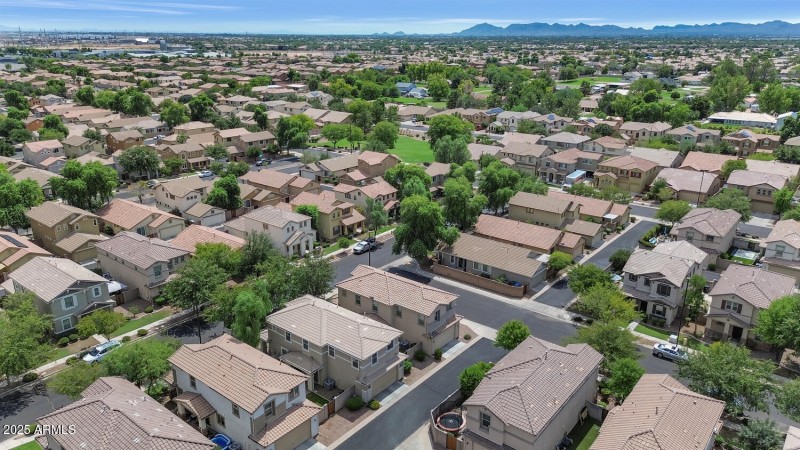 2898 S Hansen Dr-large-035-005-2898 S Ha