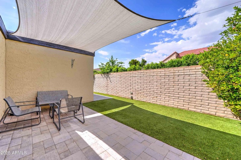 shaded entertaining area!