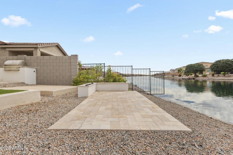 Travertine tile