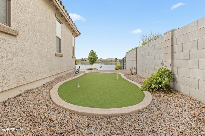 Putting green