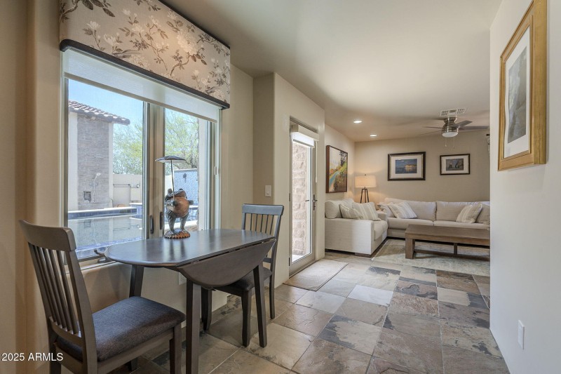 Casita Dining