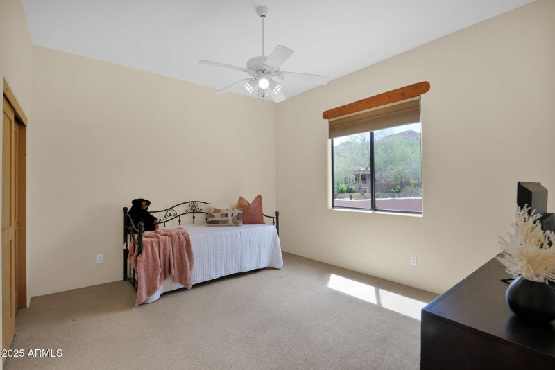 guest room 3