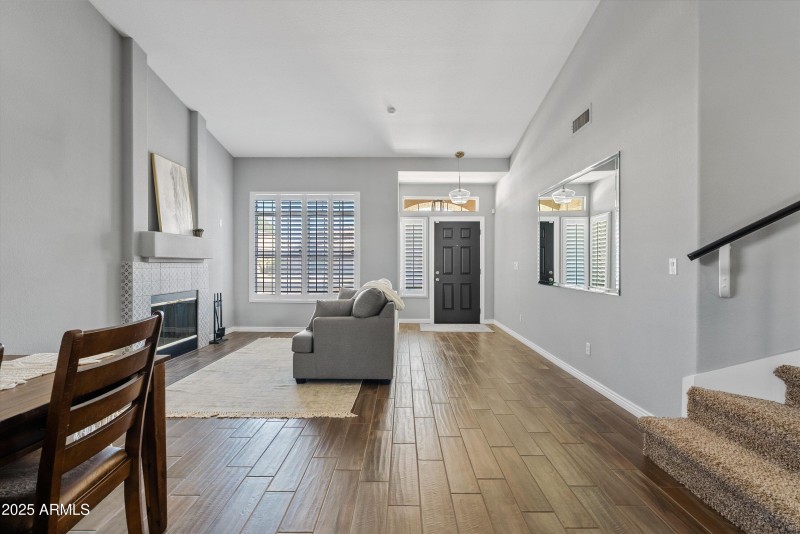 Dining/Front Room