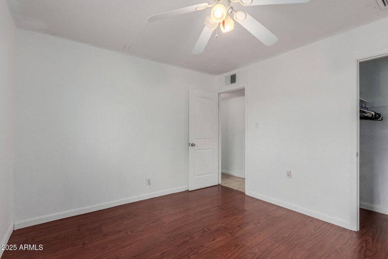 16 Sierra Vista