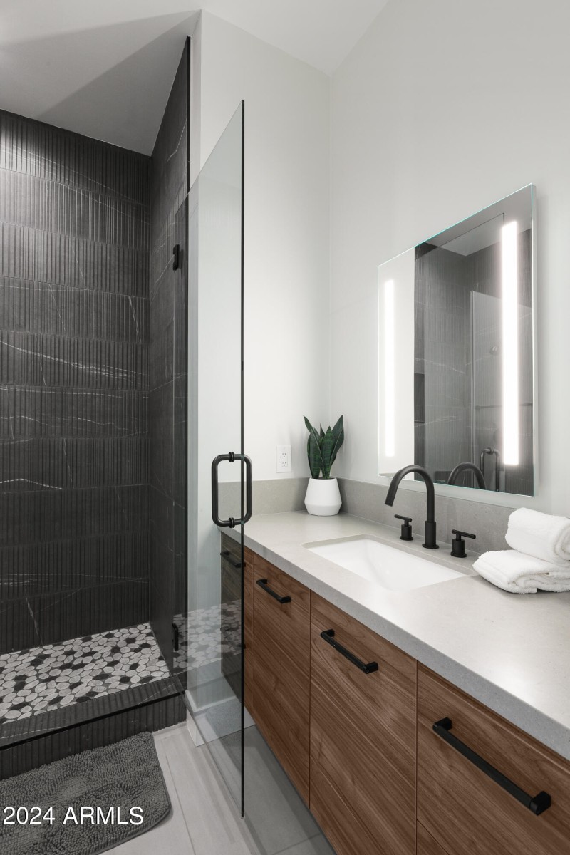 PropertyImageCo_13601N88thPl_WEB-30