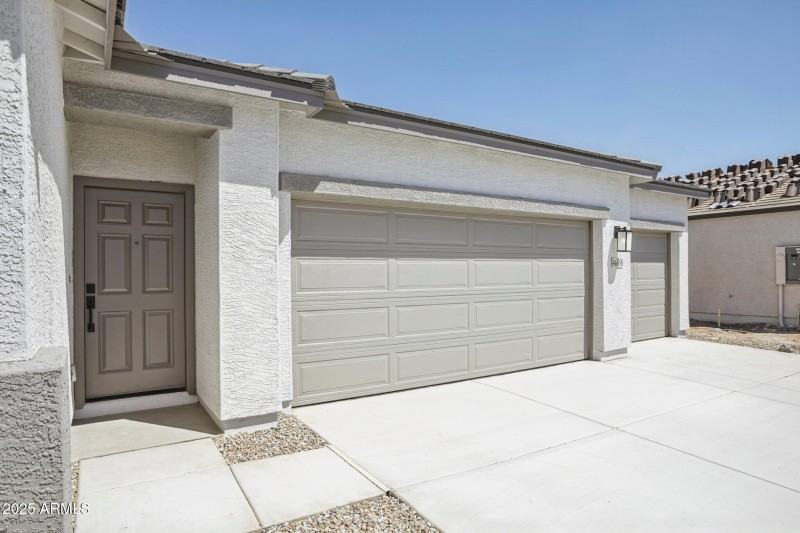 4-web-or-mls-W Old Timer Rd-S3008-004