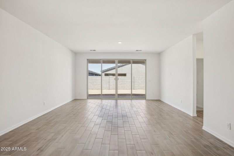 8-web-or-mls-W Old Timer Rd-S3008-008