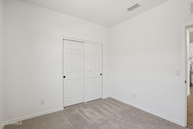 23-web-or-mls-W Old Timer Rd-S3008-023