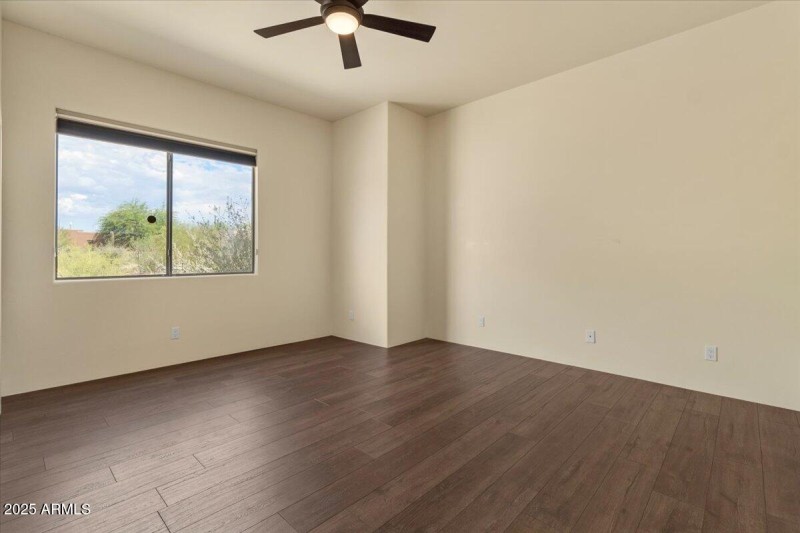 37-Bedroom 3