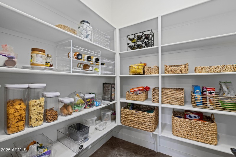 Walk-in Pantry