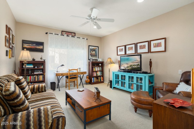 28-Family-Room
