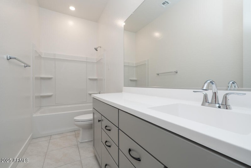 Tri Pointe Blossom Rock 554 - Bathroom 2