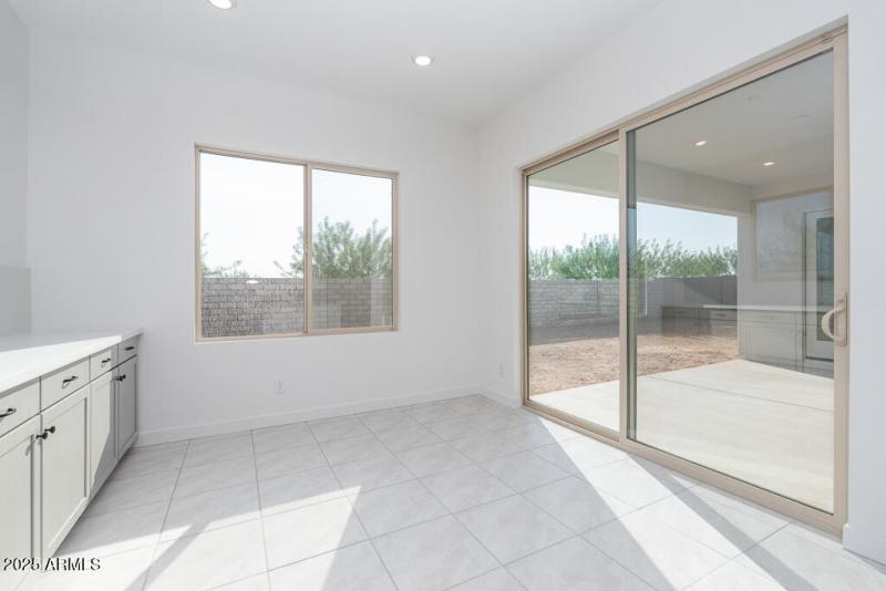 Tri Pointe Blossom Rock 554 - Extended D